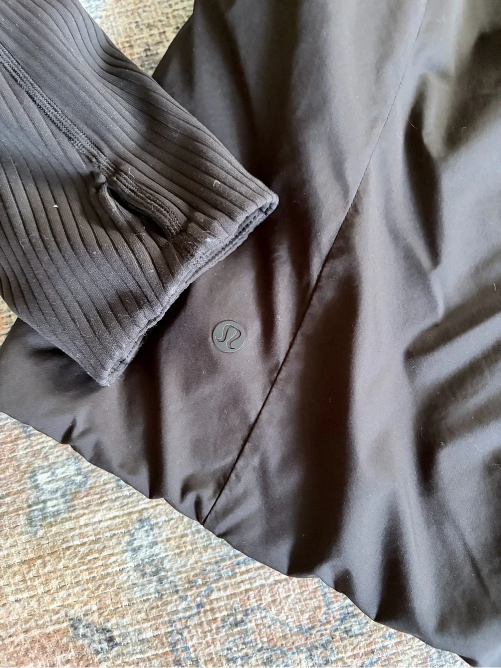 Lululemon Women's Black Insulated Sleek City Jacket